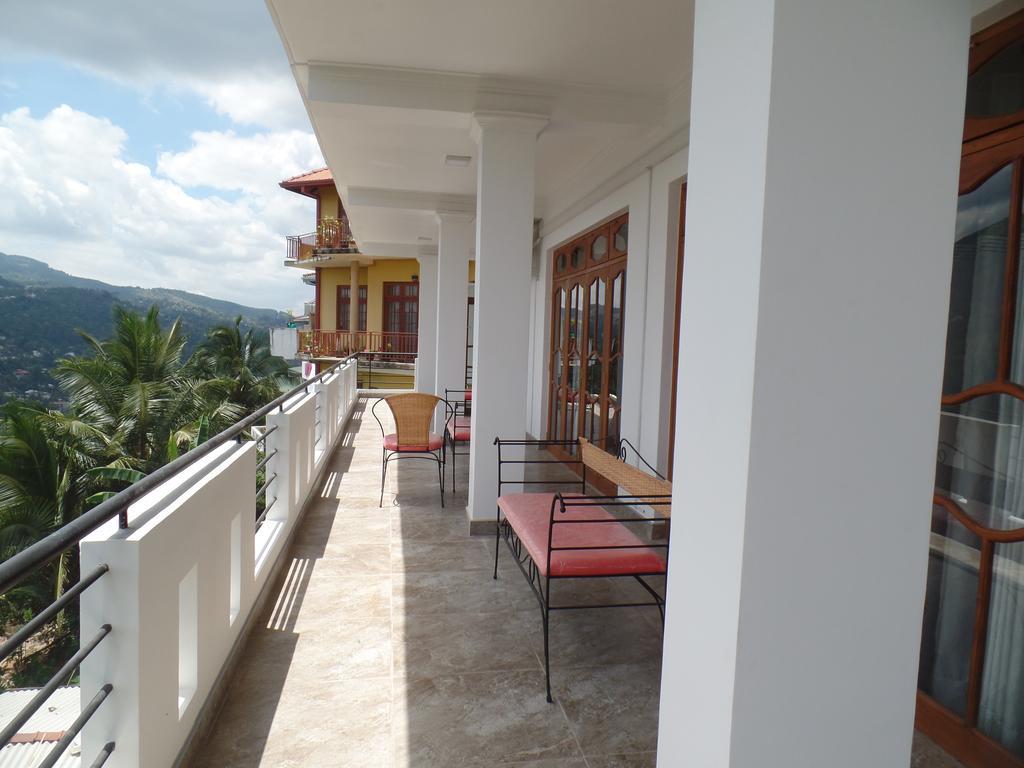 Kandyan Bluestar Villa Zewnętrze zdjęcie