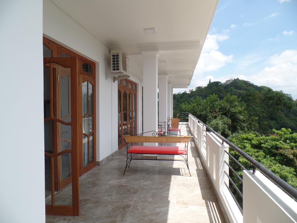 Kandyan Bluestar Villa Zewnętrze zdjęcie