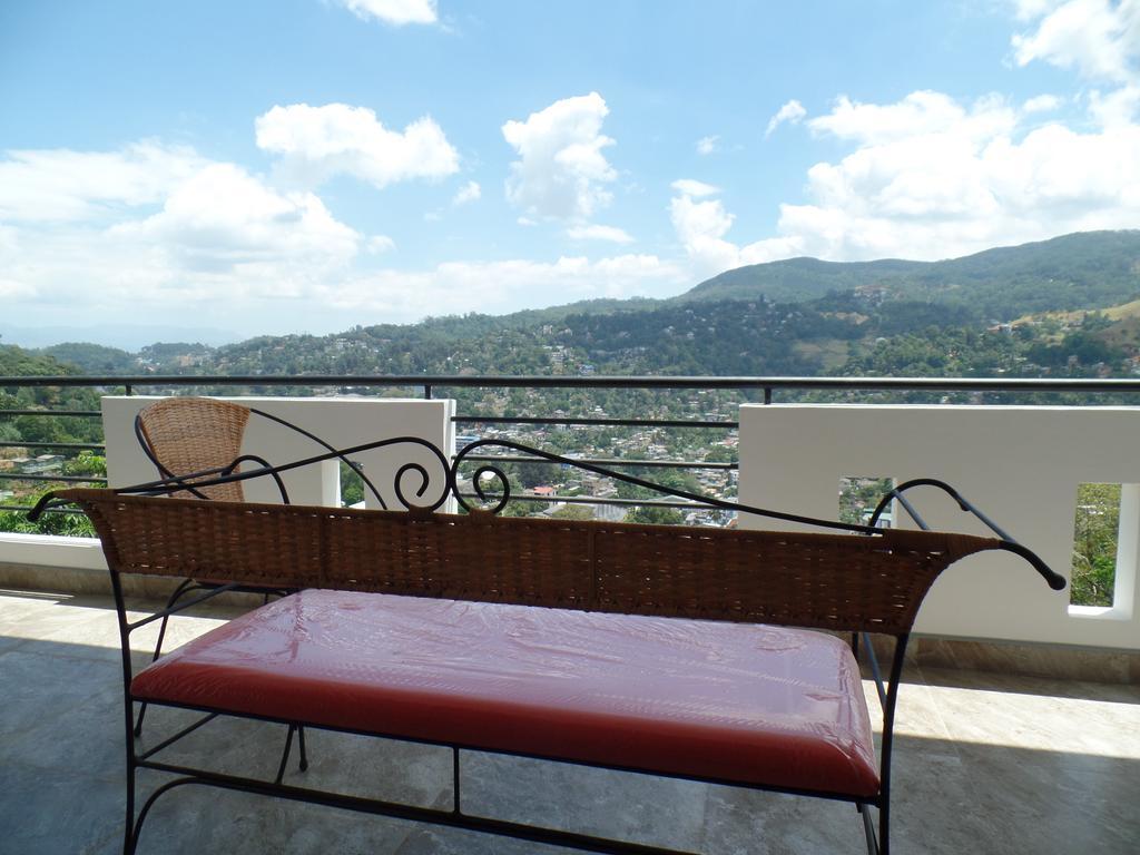 Kandyan Bluestar Villa Zewnętrze zdjęcie